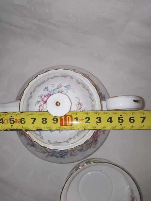 PARAGON TEAPOT WITH SUGAR BOWL AND CREAMER