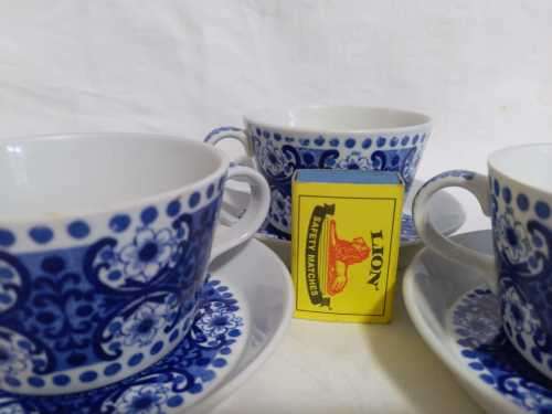 STUNNING 3 OLD ARABIA TEA DUOS (ALI) for one bid