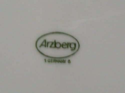 PERFECT WHITE ARZBERG SALAD BOWL (20cm diameter)