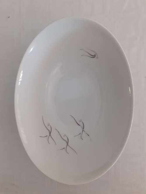 STUNNING, PERFECT ARZBERG SALAD BOWL