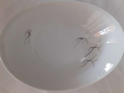 STUNNING, PERFECT ARZBERG SALAD BOWL