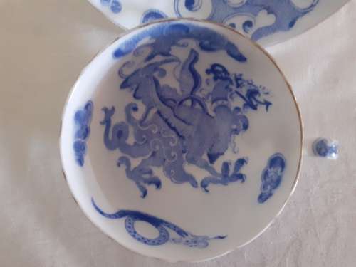 BEAUTIFUL TEA TRIO ROYAL WORCESTER