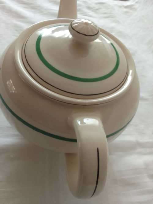 STUNNING MADDOCK TEAPOT (Royal Cape Golf Club)