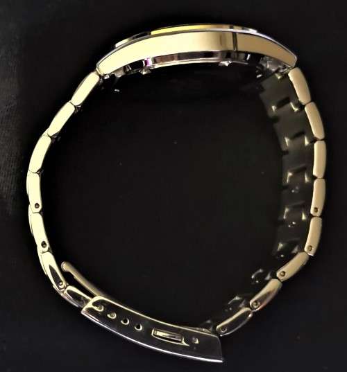 CASIO EDIFICE EF-503SG-1AV  Men`s Chronograph Black Dial Watch.