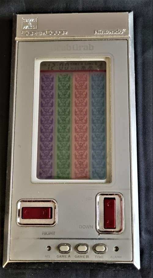 RARE!! NINTENDO GAME AND WATCH CRAB GRAB UD-202