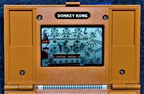 NINTENDO GAME AND WATCH DONKEY KONG (DK52)