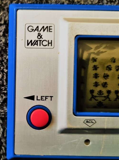 VINTAGE NINTENDO GAME AND WATCH FIRE (RC04) 1980