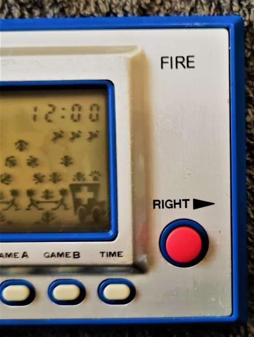 VINTAGE NINTENDO GAME AND WATCH FIRE (RC04) 1980