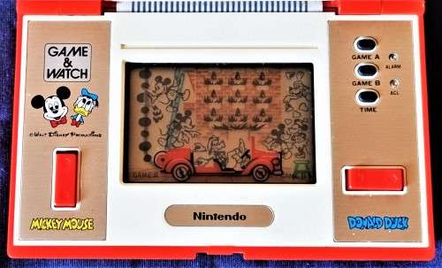 VINTAGE NINTENDO GAME AND WATCH MICKEY and  DONALD (DM53)  MULTI SCREEN 1982. VINTAGE NINTENDO GAME