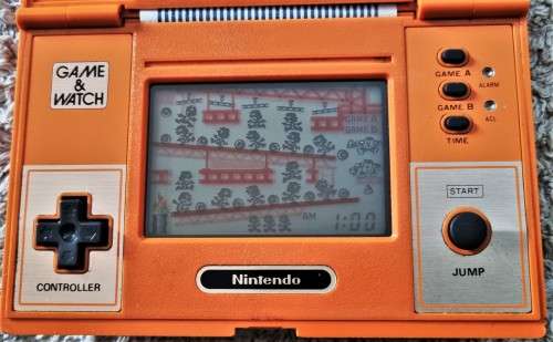 VINTAGE NINTENDO GAME AND WATCH DONKEY KONG MULTI SCREEN (DK52)