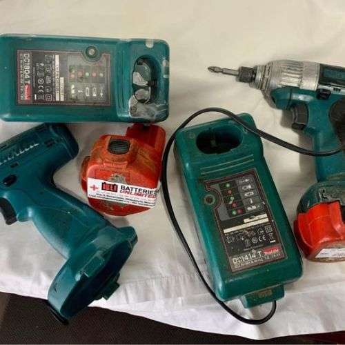 Makita set of power tools, all batteries are repacked thus as new.