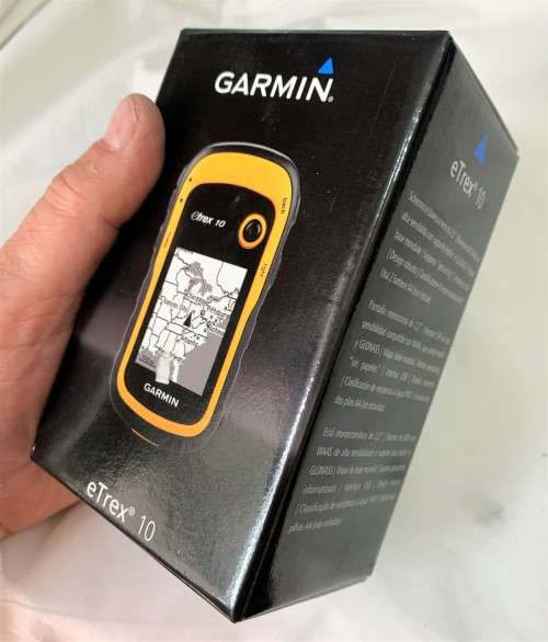 Garmin eTrex 10, outdoor GPS brand new.