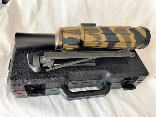 Tasco 18-36x50mm World Class Zoom Spotting Scope Camouflage with Tripod in Box