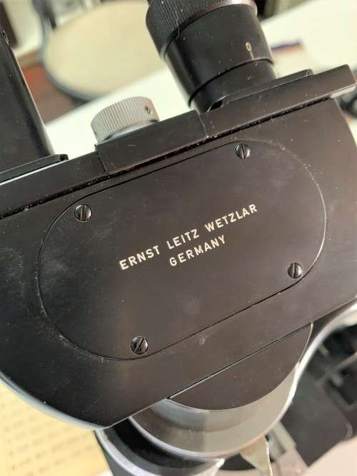 Leica / Ernst Leitz Wetzlar Microscope