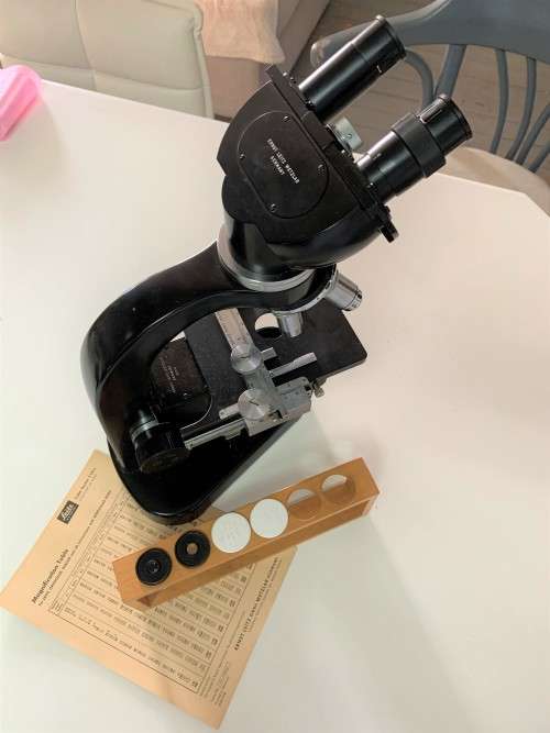 Leica / Ernst Leitz Wetzlar Microscope