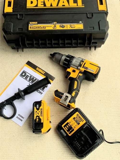 Dewalt DCD996 18V Brushless Drill with 5.0Ah Battery, Charger and Case.