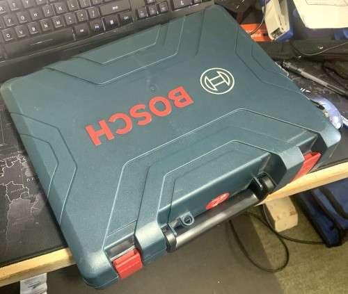 Bosch GSB 180-LI Impact Drill 1 x 2,0Ah Battery, Charger and Case included.