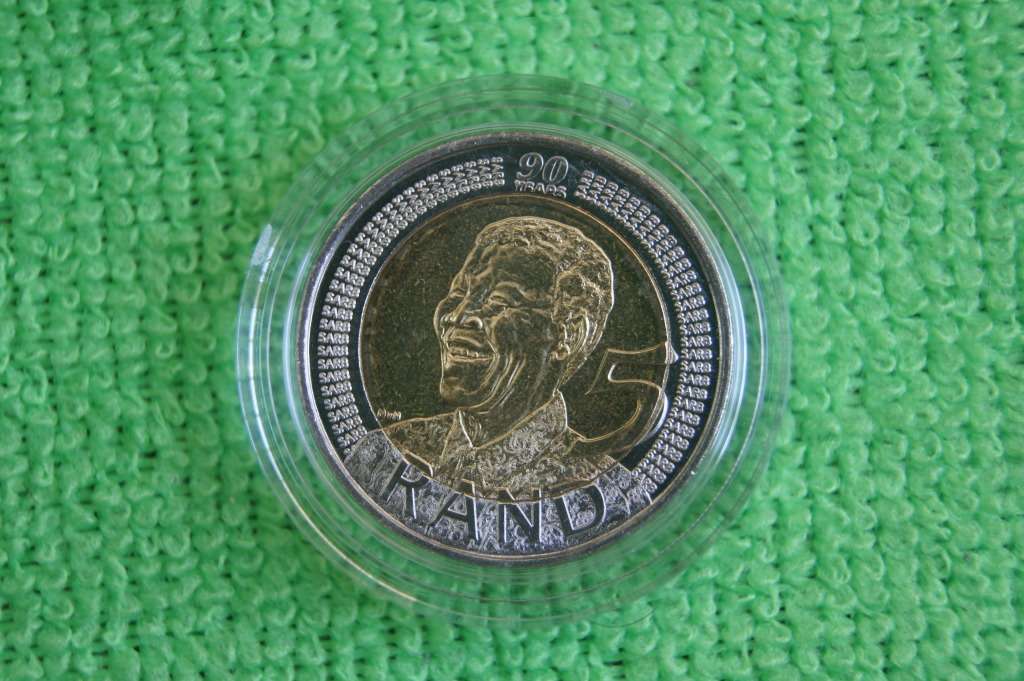 Nelson Mandela Commemorative R5 Coin Set