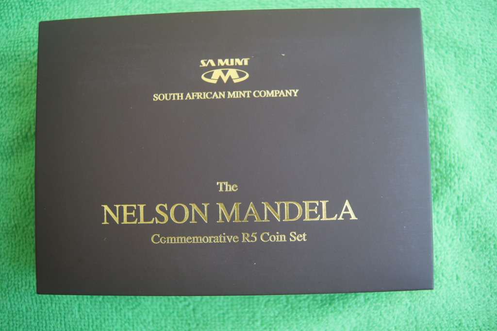 Nelson Mandela Commemorative R5 Coin Set