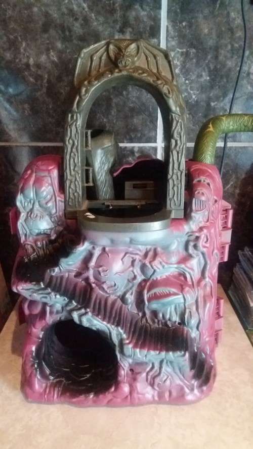 1981 Snake Mountain of He-Man-Masters of the Universe #2  (MOTU) Vintage