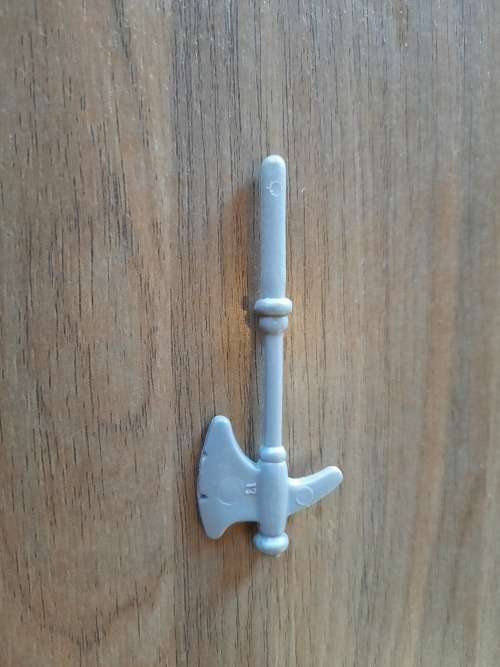 1984 Weopons Pack Grey Axe of He-Man-Masters of the Universe (MOTU) Vintage Figure