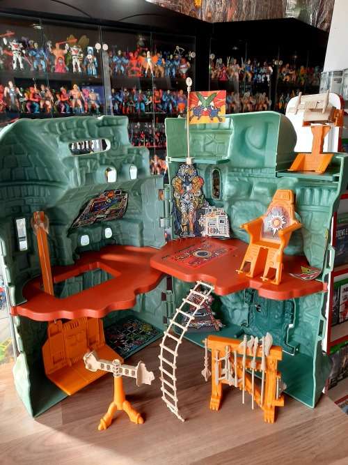 1981 Castle Grayskull of He-Man-Masters of the Universe (MOTU) Vintage