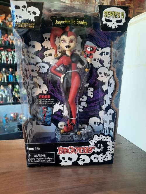 MOC BEGOTHS `JAQUELINE LE SPADES` Figures