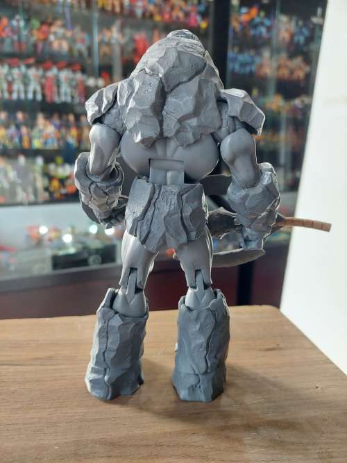 MOTUC Complete Callix Masters Of The Universe Classics Figure He-Man