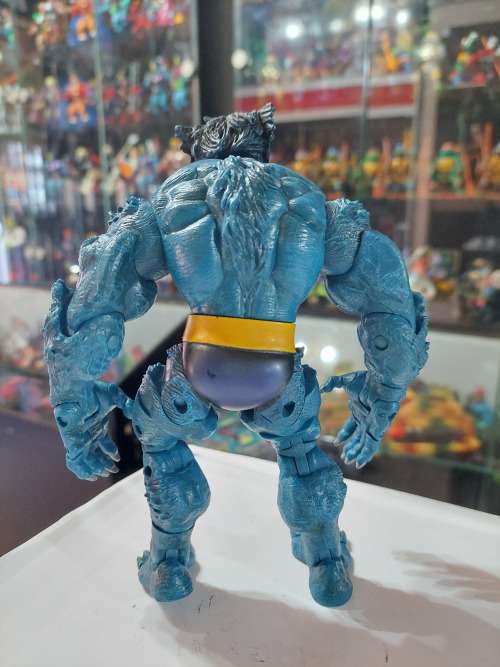 2003 Toy Biz Marvel Legends THE BEAST Action Figure