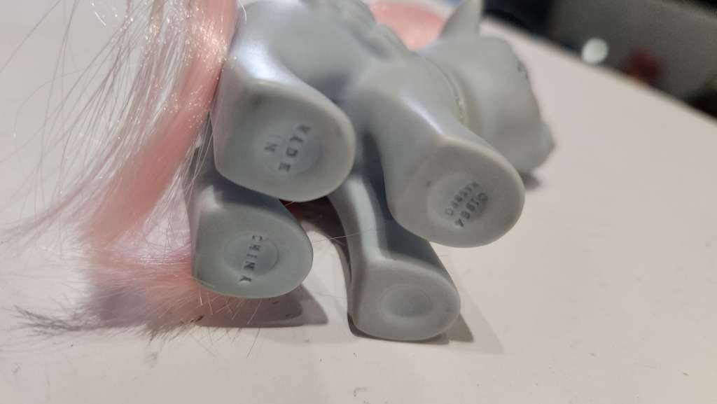 G1 My Little Pony 1984 BABY PLAYSCHOOL PICTURES Vintage Figure