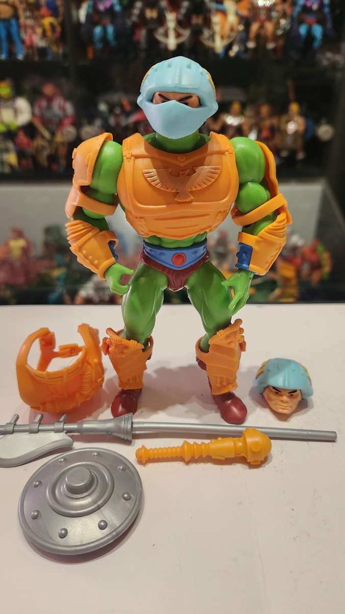 Masters Of The Universe (Motu) Origins Complete Eternian Palace Guard Figure