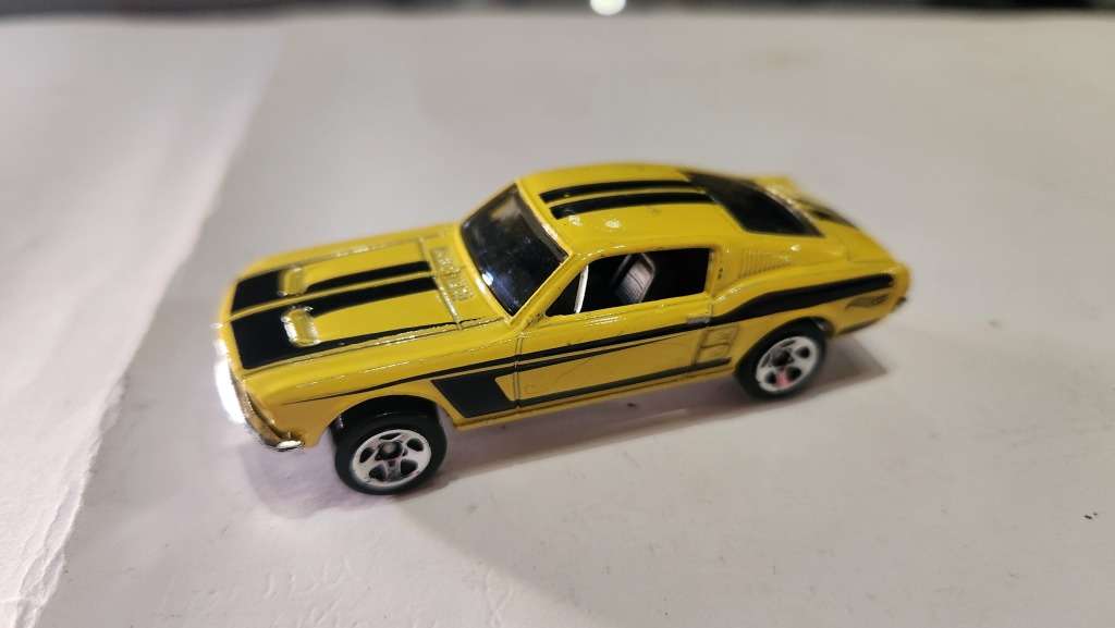 HotWheels 1967 Ford Mustang