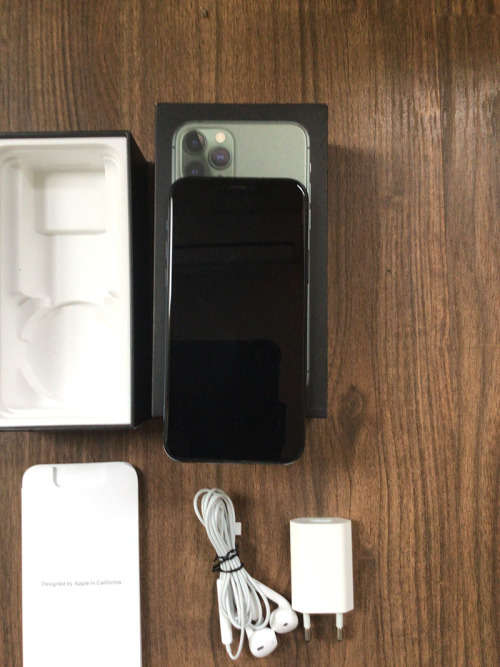 Apple iPhone 11 Pro 64GB Midnight Green With UAG Cover