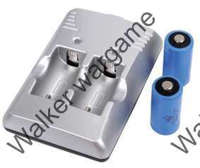 UiFire 3V 880mAh CR123A Rechargeable Battery X 2 + Charger