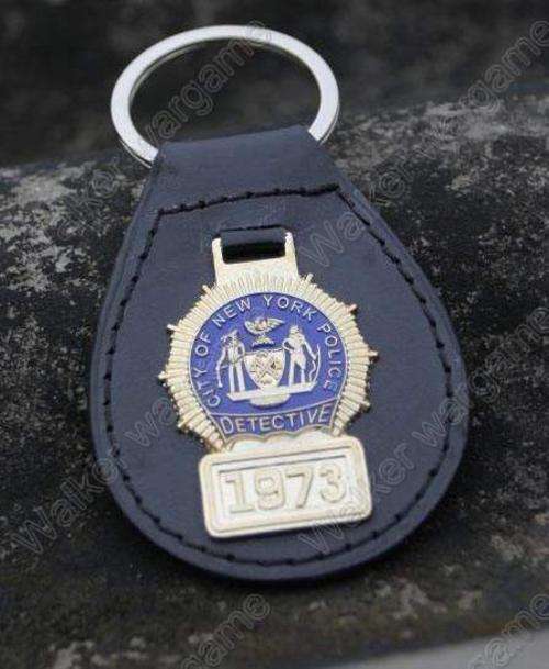 Key Ring With Badge On Black Leather - NYPD Metal Badge (NewYork Police )