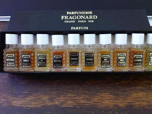 MINIATURE PERFUMES FROM THE PARFUMERIE FRAGONARD GRASSE PARIS EZE