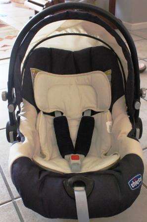 Chicco Infant car seat - FREE Shipping