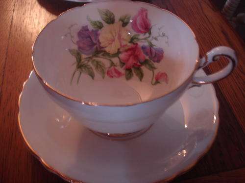 PRETTY PARAGON TEA DUO SEETPEAS