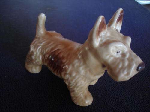 RARE SYLVAC SCOTTIE DOG NO 145