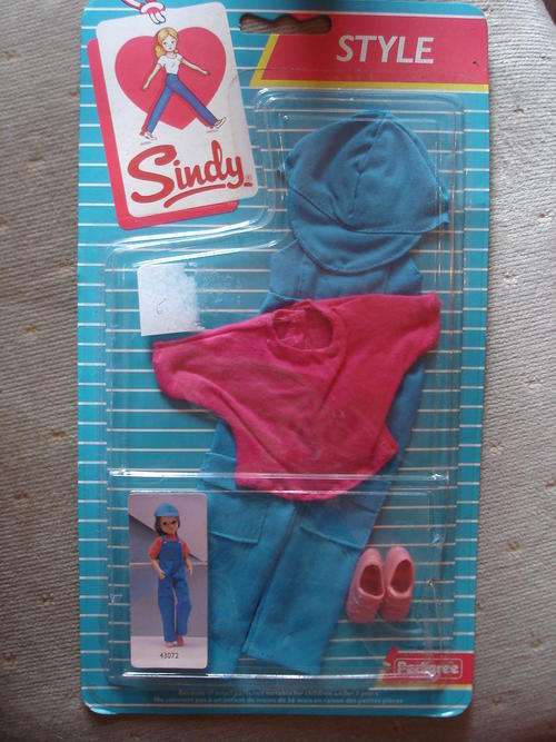 VINTAGE SINDY DOLL OUTFIT IN ORIGINAL PACKAGING