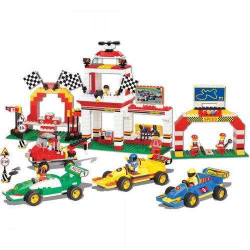 ****HUGE 664  Pieces **** Super Racer, high quality, 100% Lego compatible