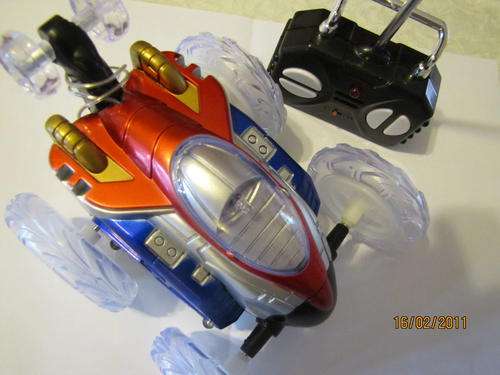 NEW Mini Dasher R/C Stunt Car ** Great Fun **