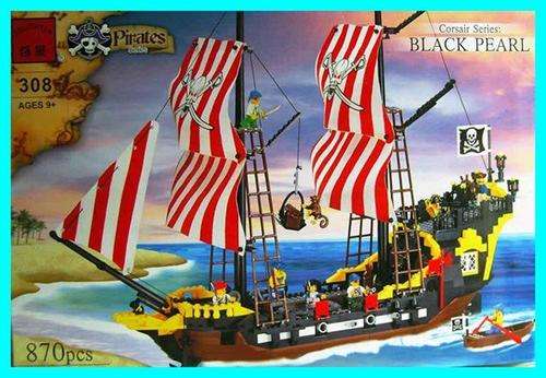****HUGE 870 PIECES**** Pirates of the Caribbean ' BLACK PEARL' High quality 100% Lego Compatable