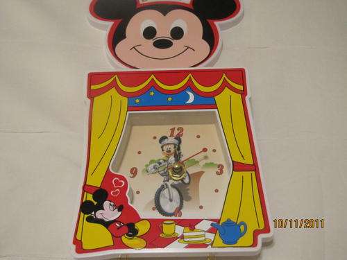 Mickey Mouse Hanging Clock & Photo Frame