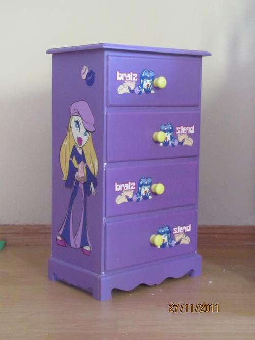 BRATZ Chest of Drawers