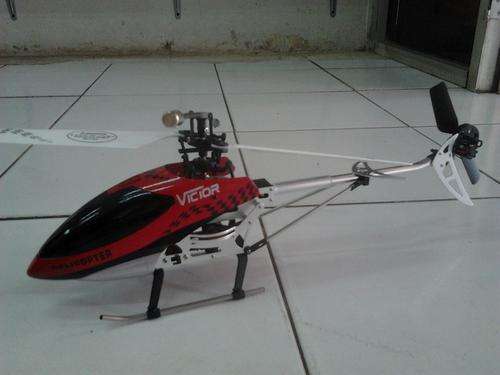 ***SINGLE ROTOR*** 3.5 Channel L609 Radio control Helicopter with Gyro & LCD Screen