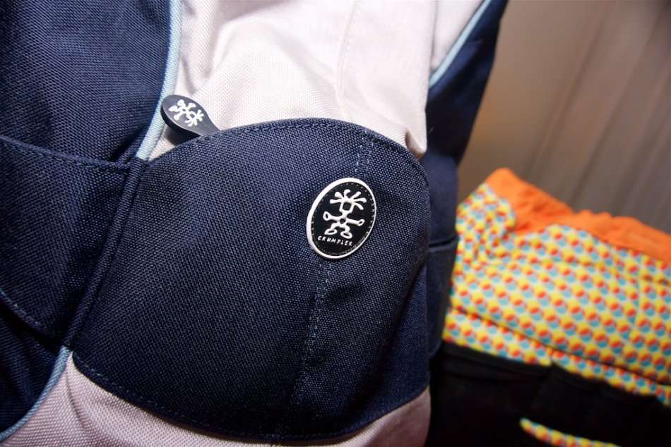 Crumpler Base Toucher Backpack With 17` Laptop Sleeve