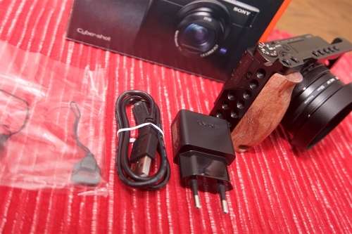 Sony Cyber-shot DSC-RX100 VA Digital Camera PLUS EXTRAS - NEW CONDITION