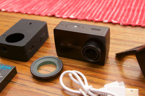 YI 4K ACTION CAMERA + EXTRAS