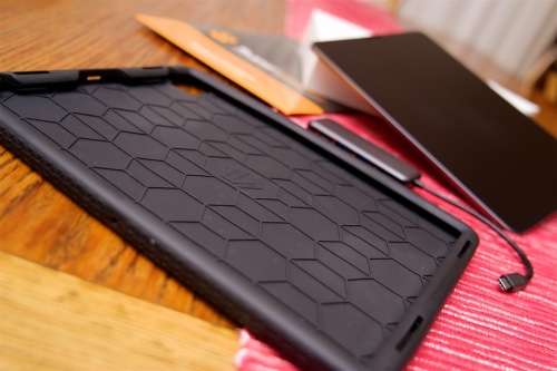 Apple iPad Pro (12.9-inch, Wi-Fi, 256GB) - Space Gray (4th Generation) (2020) + EXTRAS